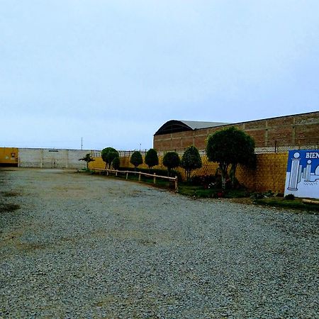Motel Sahara Suites Barranca Bagian luar foto