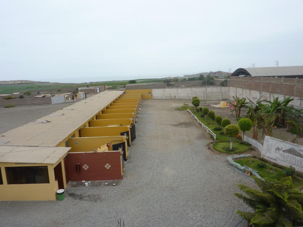 Motel Sahara Suites Barranca Bagian luar foto